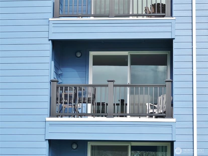 Property photo for 835 Ocean Shores Boulevard NW #202, Ocean Shores photo 3