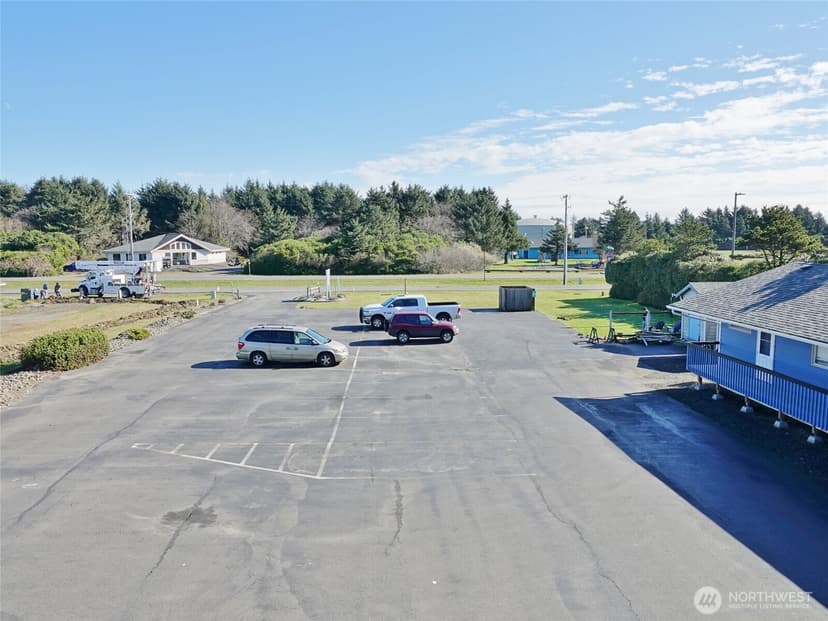 Property photo for 835 Ocean Shores Boulevard NW #202, Ocean Shores photo 32
