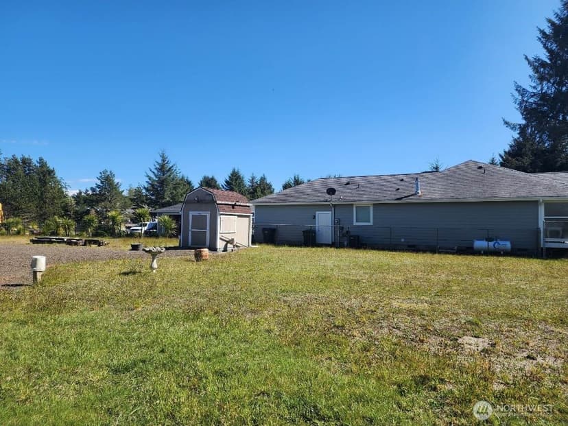 Property photo for 266 Overlake Street NE, Ocean Shores photo 21