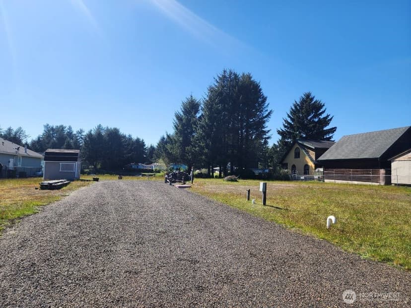 Property photo for 266 Overlake Street NE, Ocean Shores photo 16