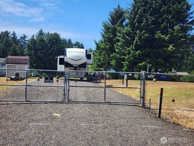 Property photo for 266 Overlake Street NE, Ocean Shores photo 3