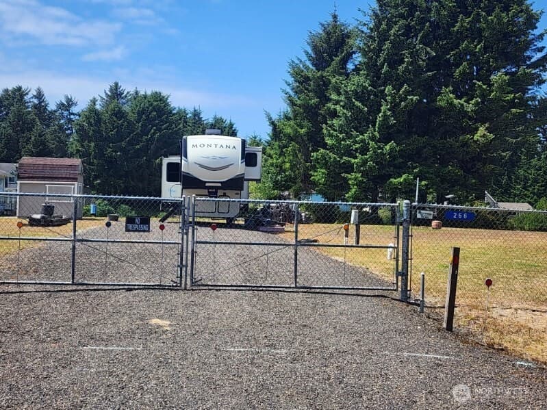 Property photo for 266 Overlake Street NE, Ocean Shores photo 3