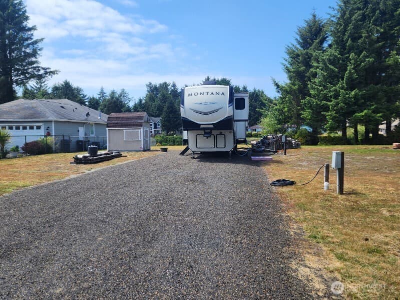 Property photo for 266 Overlake Street NE, Ocean Shores photo 29