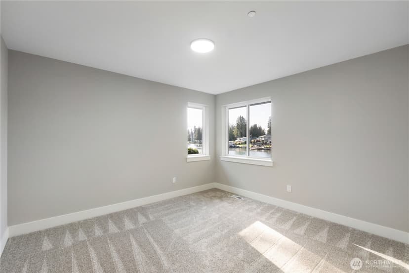 Property photo for 6598 Vandermark Road E, Bonney Lake photo 23