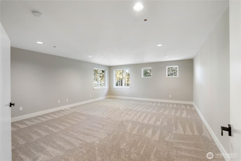 Property photo for 6598 Vandermark Road E, Bonney Lake photo 20