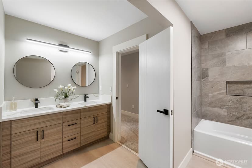 Property photo for 6598 Vandermark Road E, Bonney Lake photo 24