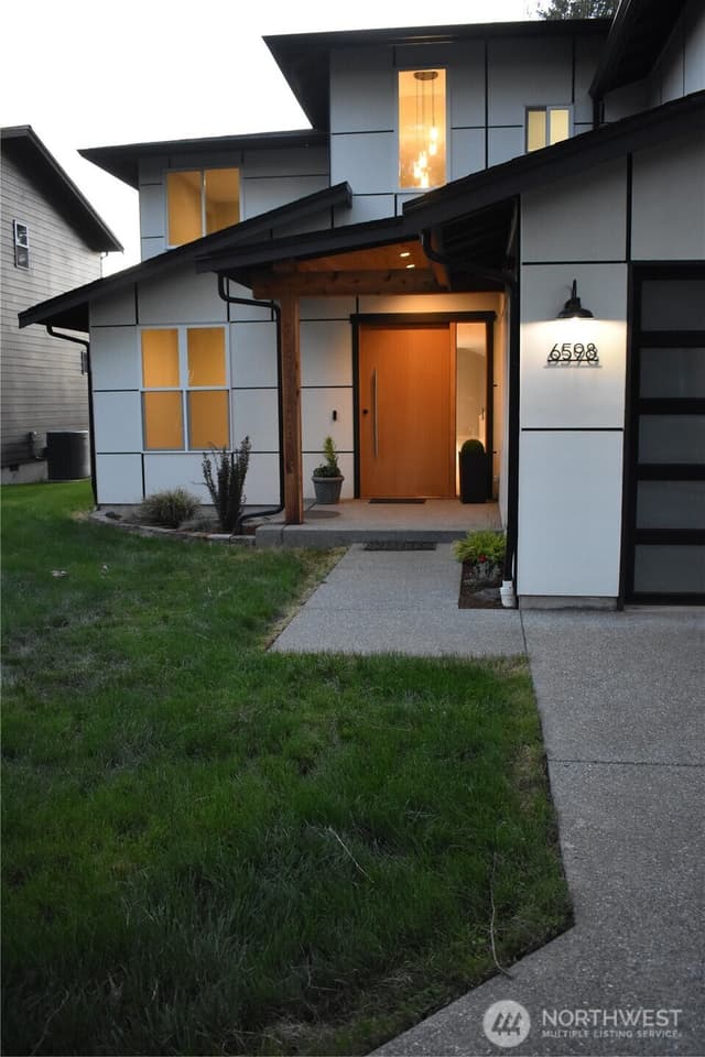Property photo for 6598 Vandermark Road E, Bonney Lake photo 5