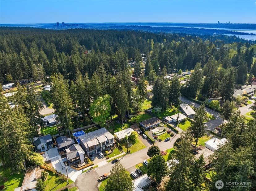 Property photo for 12249 NE 66th Street, Kirkland photo 35