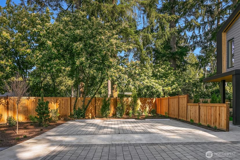 Property photo for 12249 NE 66th Street, Kirkland photo 33