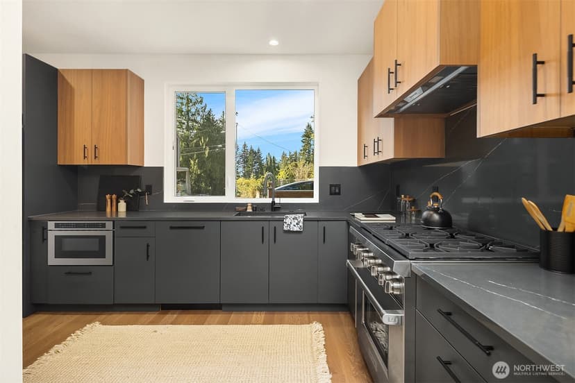 Property photo for 12249 NE 66th Street, Kirkland photo 12