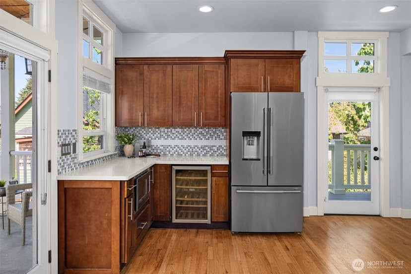 Property photo for 8304 54th Avenue S, Seattle photo 10