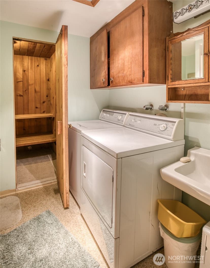 Property photo for 483 Dolphin Avenue NE, Ocean Shores photo 25