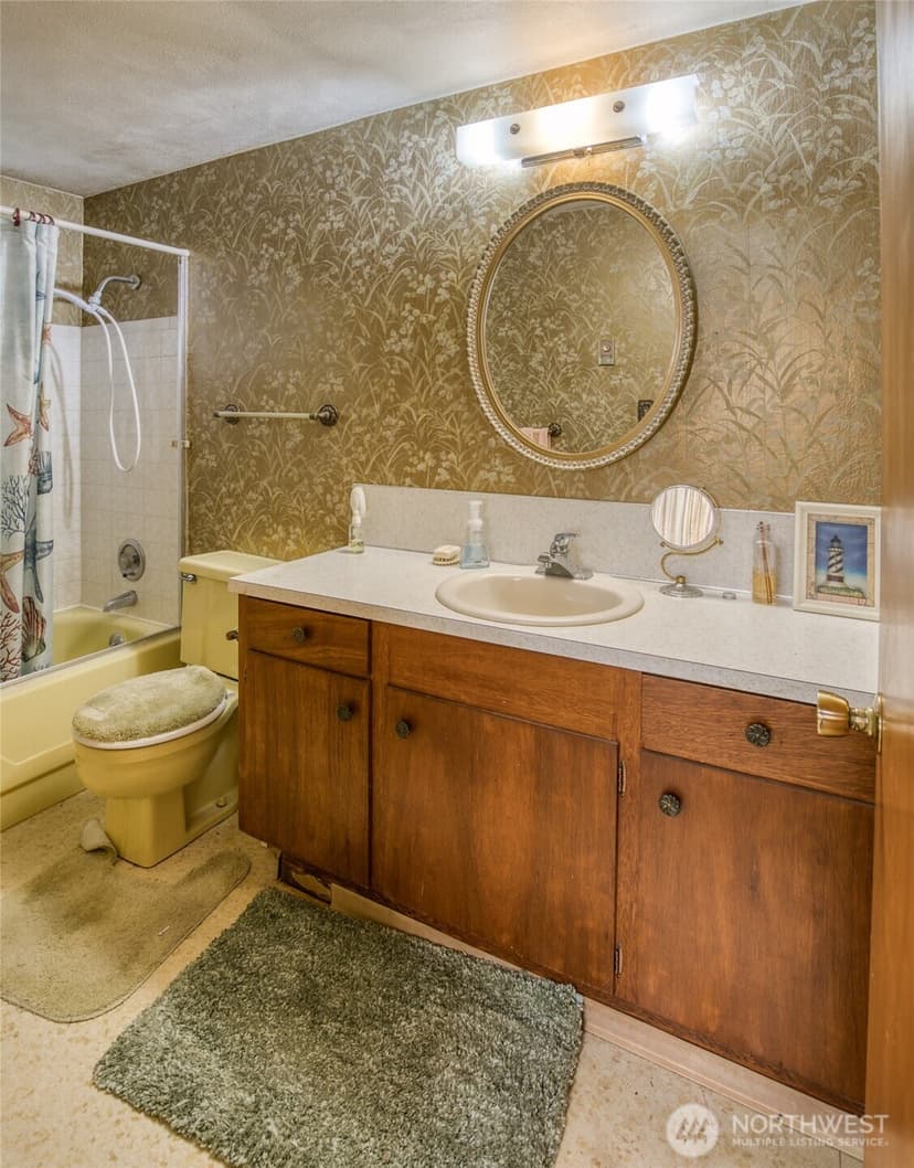 Property photo for 483 Dolphin Avenue NE, Ocean Shores photo 23