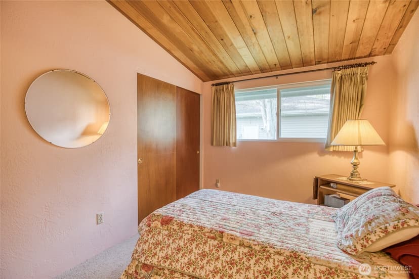 Property photo for 483 Dolphin Avenue NE, Ocean Shores photo 29