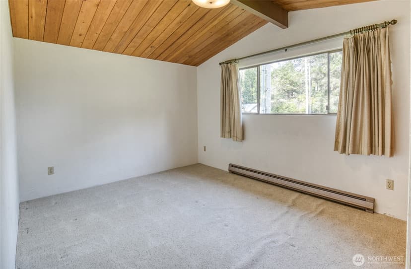Property photo for 483 Dolphin Avenue NE, Ocean Shores photo 30
