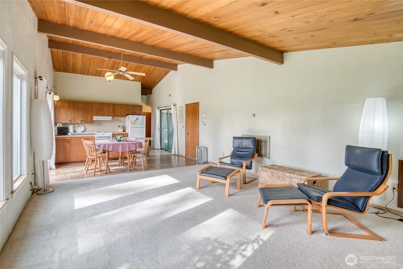 Property photo for 483 Dolphin Avenue NE, Ocean Shores photo 8