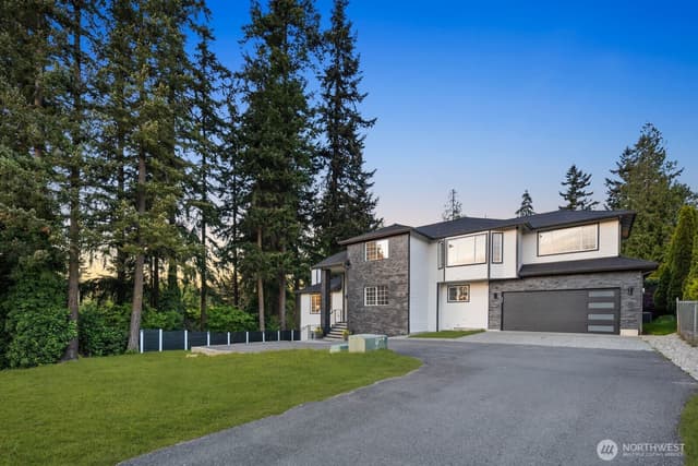 Property photo for 902 18th Street, Mukilteo