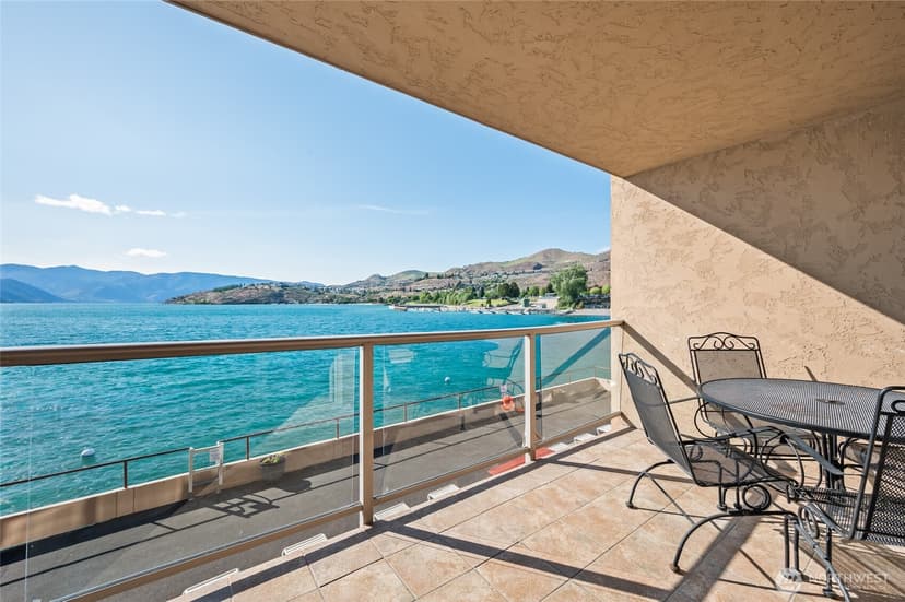 Property photo for 322 W Woodin Avenue #526, Chelan photo 13