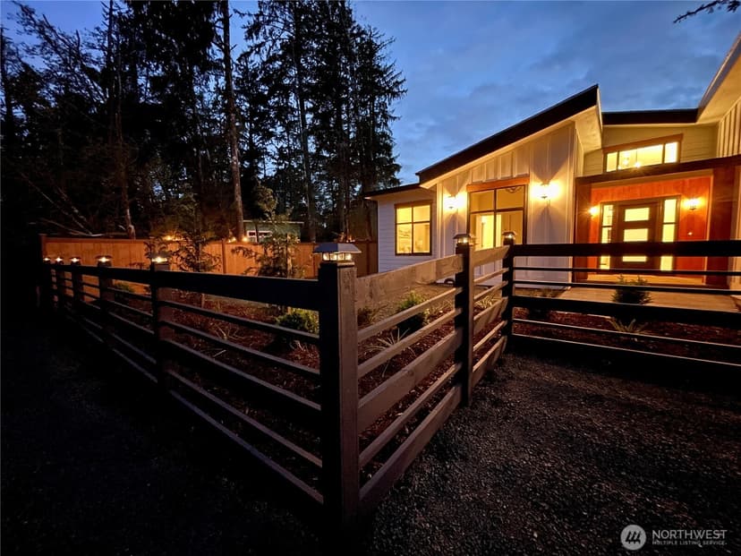 Property photo for 743 Wakina Loop SE, Ocean Shores photo 9