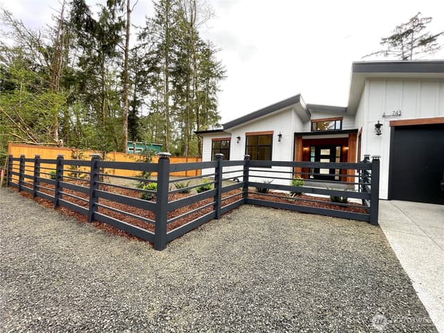 Property photo for 743 Wakina Loop SE, Ocean Shores photo 3