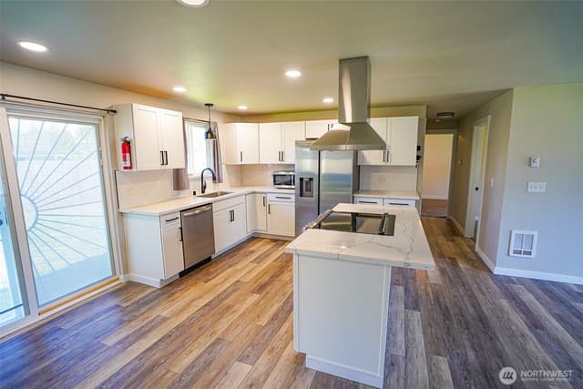 Property photo for 1930 SE Diamond Place, Port Orchard photo 3