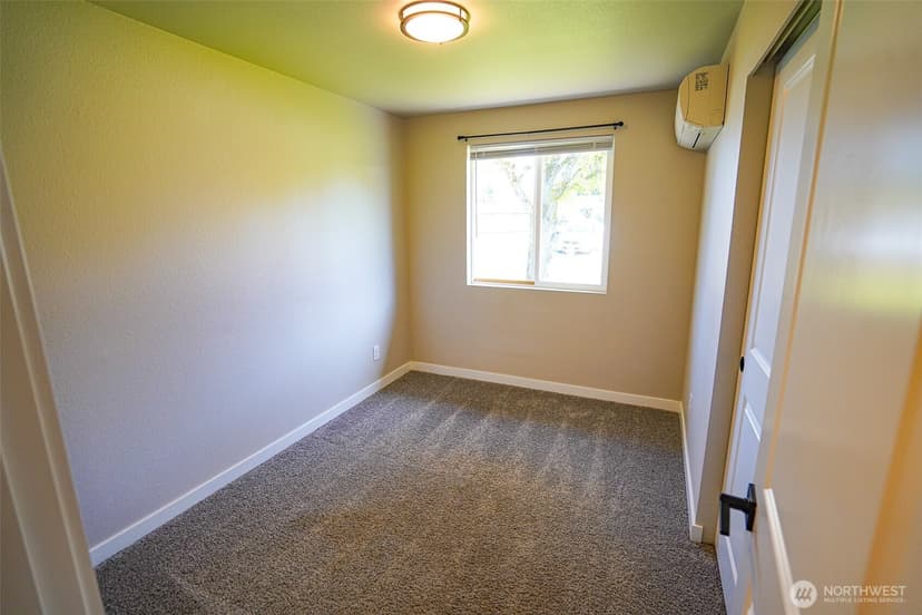 Property photo for 1930 SE Diamond Place, Port Orchard photo 12