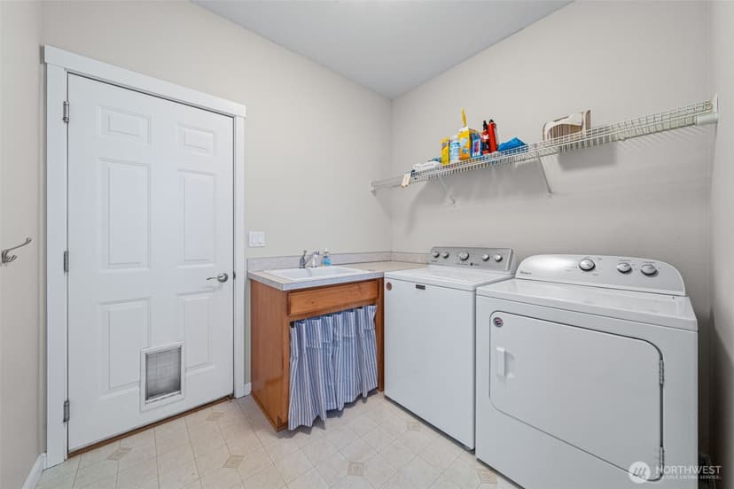 Property photo for 7121 Muirkirk Lane SW, Port Orchard photo 19