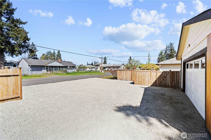 Property photo for 1324 116th Street, Tacoma photo 36