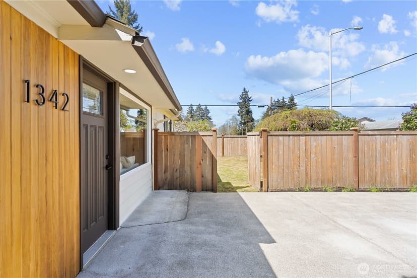 Property photo for 1324 116th Street, Tacoma photo 26