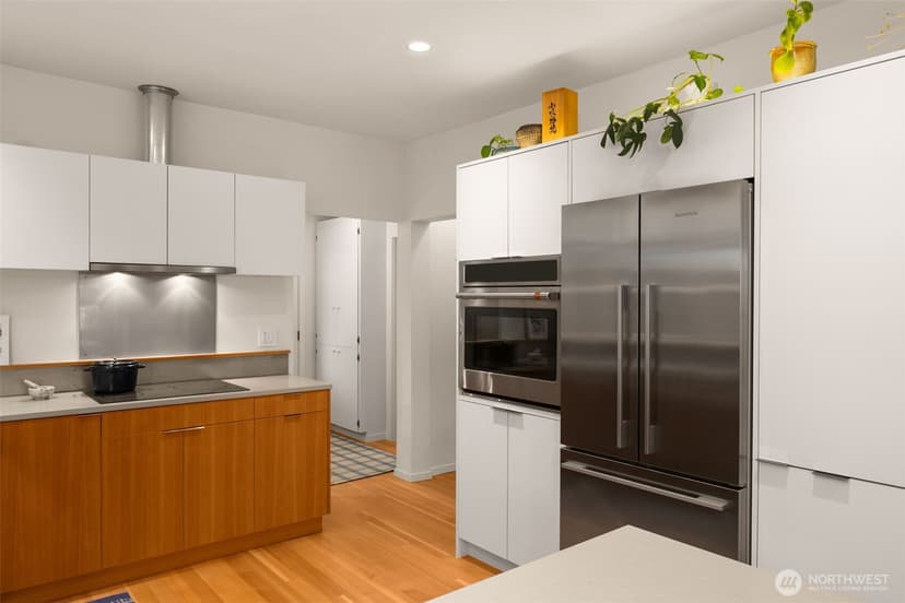 Property photo for 4812 S Brandon Street, Seattle photo 5