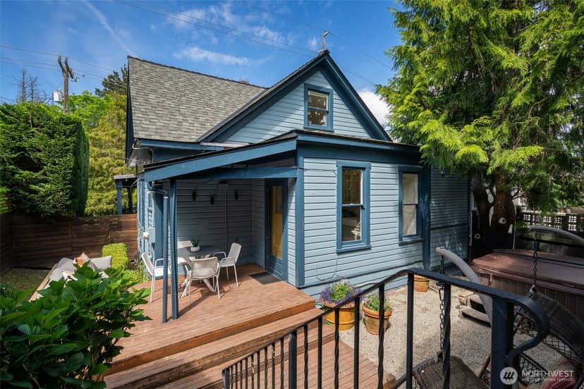 Property photo for 2516 3rd Avenue W, Seattle photo 37