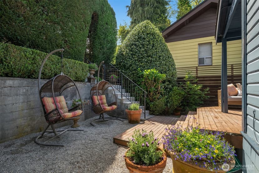 Property photo for 2516 3rd Avenue W, Seattle photo 34