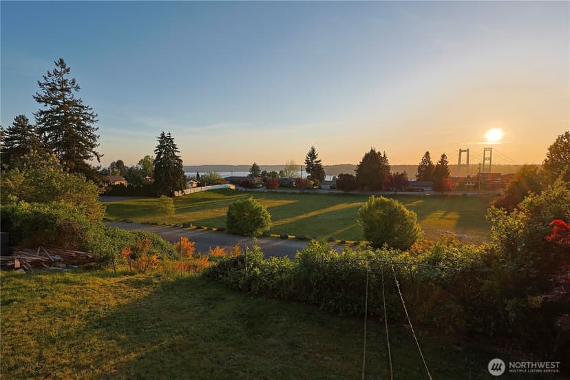 Property photo for 1310 N Heatherwood W, Tacoma