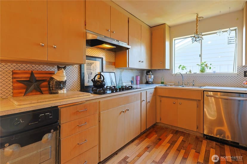 Property photo for 1310 N Heatherwood W, Tacoma photo 9