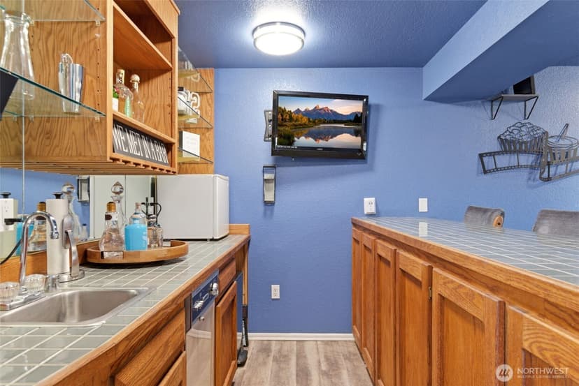 Property photo for 9922 71st Street SW, Lakewood photo 27