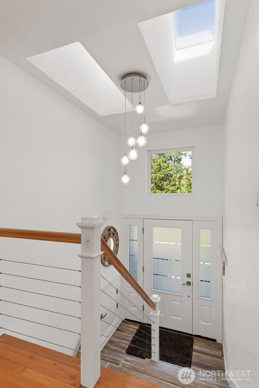Property photo for 9922 71st Street SW, Lakewood photo 6