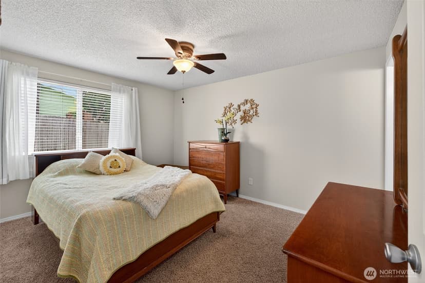 Property photo for 30312 10th Avenue S, Federal Way photo 14