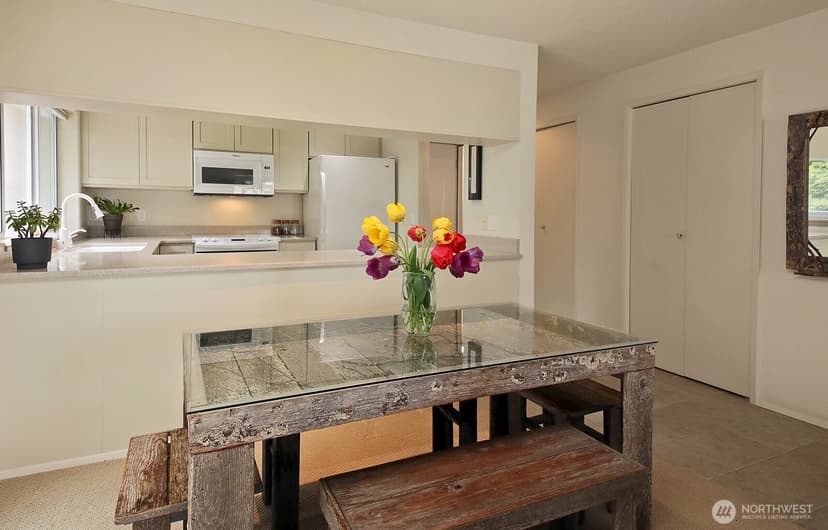 Property photo for 566 Creekside Terrace #201, Langley photo 9
