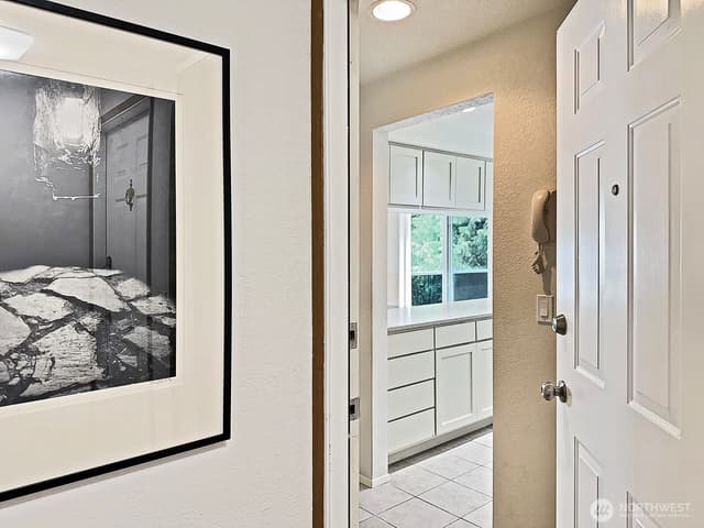 Property photo for 566 Creekside Terrace #201, Langley photo 5