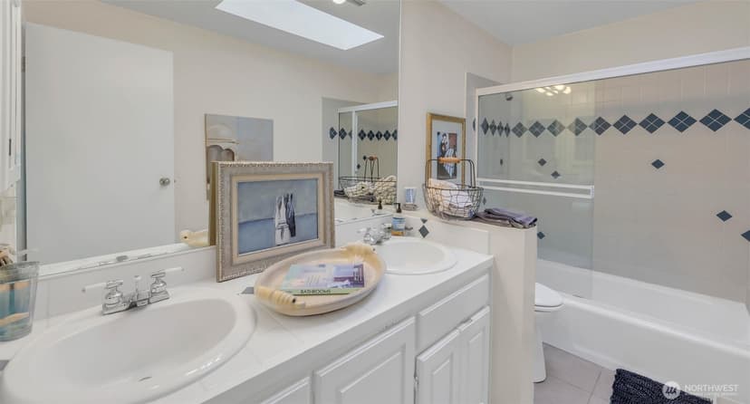 Property photo for 13320 211th Place NE, Woodinville photo 30