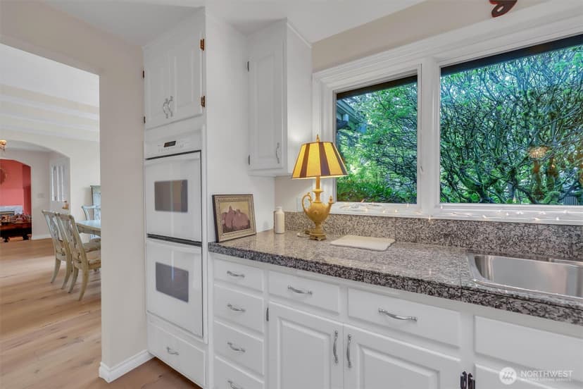 Property photo for 13320 211th Place NE, Woodinville photo 19
