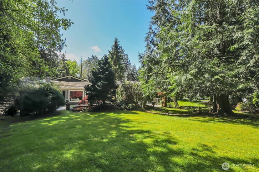 Property photo for 13320 211th Place NE, Woodinville photo 38