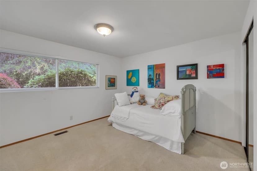 Property photo for 13320 211th Place NE, Woodinville photo 27