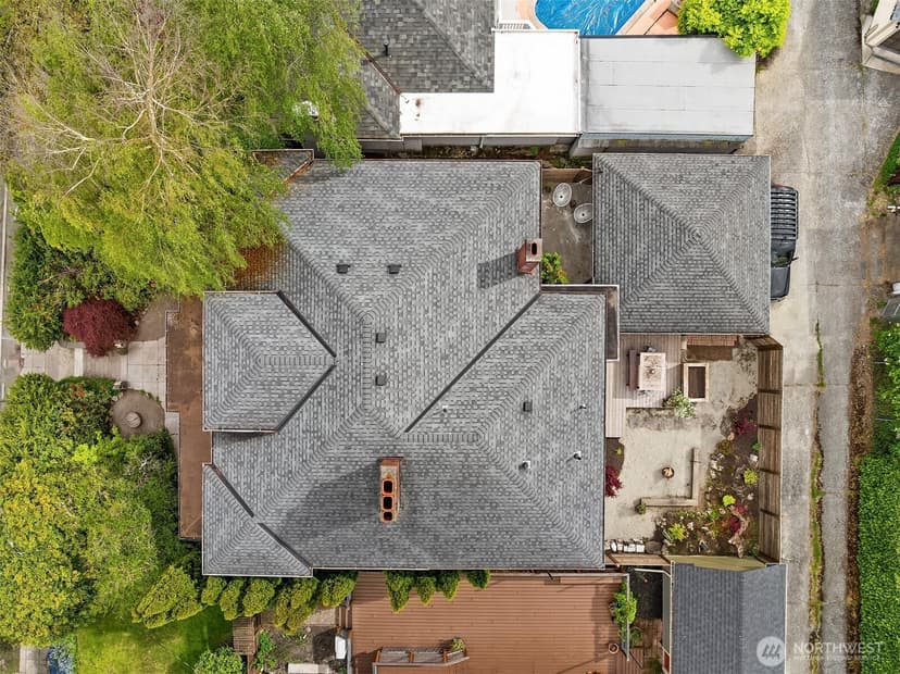 Property photo for 2519 31st Avenue S, Seattle photo 26