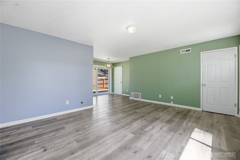Property photo for 19237 SE 268th Street, Covington photo 6