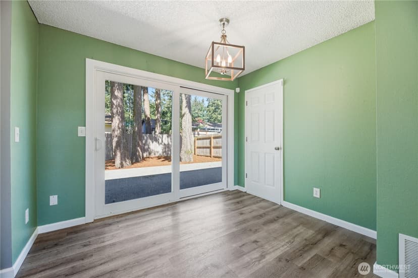 Property photo for 19237 SE 268th Street, Covington photo 8