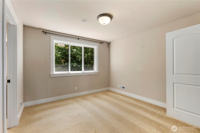 Property photo for 645 Cornelia Avenue, Mukilteo photo 30