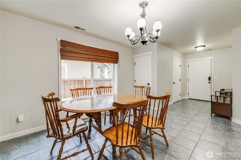 Property photo for 7709 86th Avenue NE, Marysville photo 5