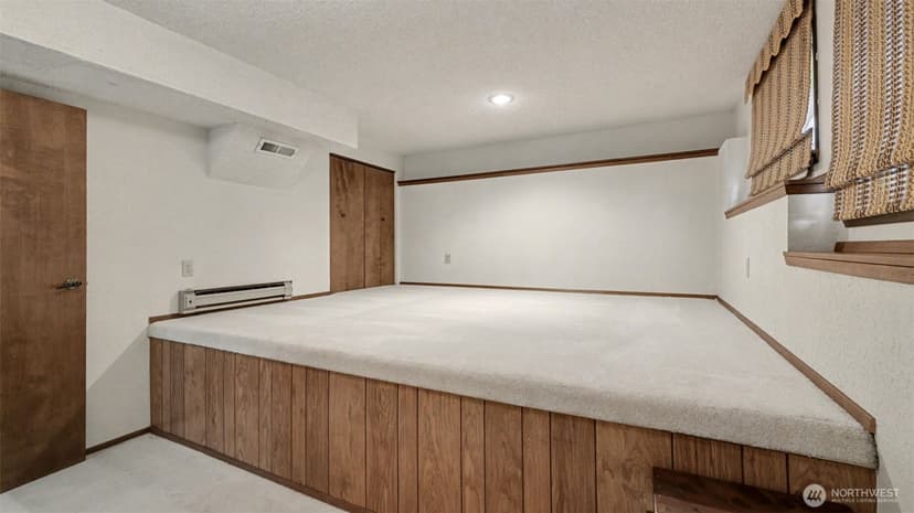 Property photo for 8208 S 124th Street, Seattle photo 22