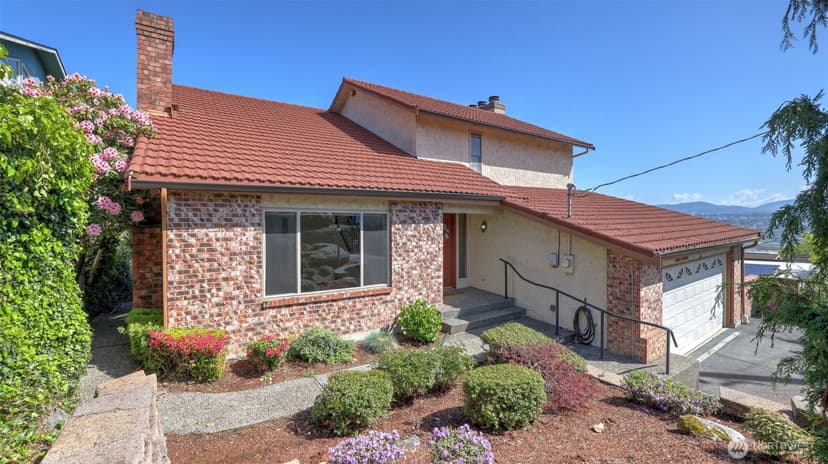 Property photo for 8208 S 124th Street, Seattle photo 39